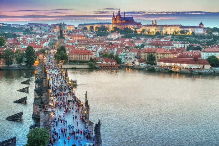 Praga, Most, Ludzie, rzeka
